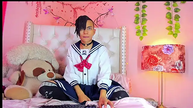 romeo laurient online show from April 3, 9:22 pm