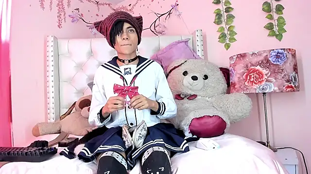 romeo laurient online show from April 2, 8:38 pm