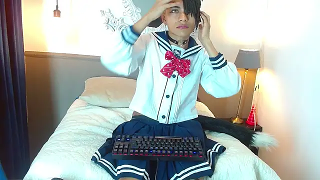 romeo laurient online show from April 10, 5:25 am