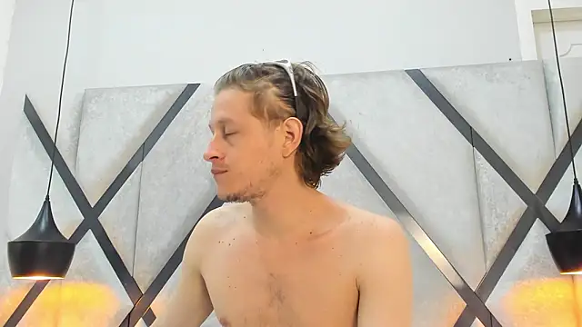 Anthonny Vegas online show from March 27, 4:27 am