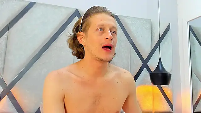 Anthonny Vegas online show from April 6, 3:25 am