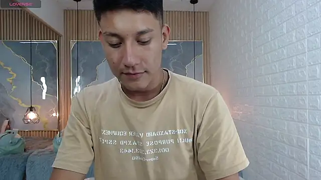 DominantBoy4 online show from March 23, 11:32 pm