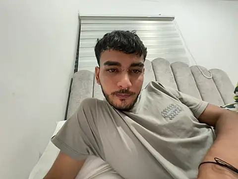 Velvet man online show from March 28, 8:47 am