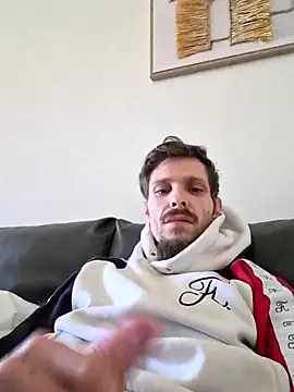 legars844 online show from April 6, 10:38 am