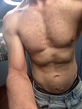 BWCloverboyy online show from April 7, 9:31 am