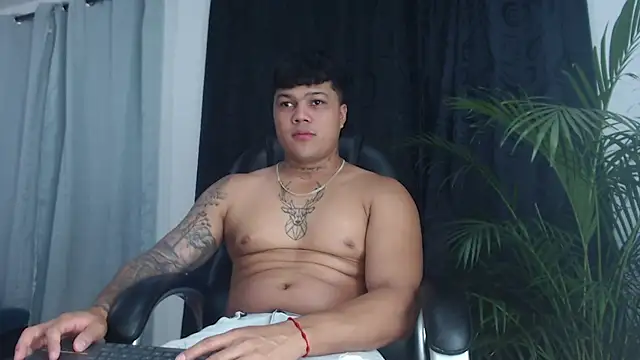 Pedro x777 online show from April 4, 5:37 am