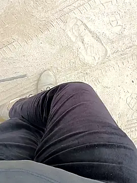 oneeyedwonder96 online show from April 9, 8:42 am