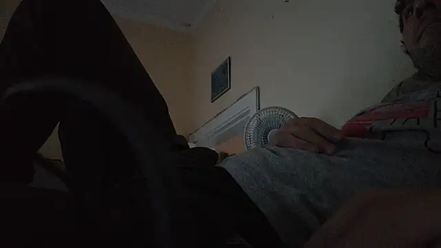 Sueliton2 online show from April 2, 8:06 pm