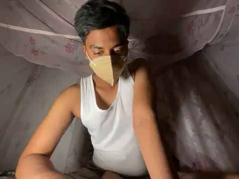 sinner2511 online show from March 28, 5:24 pm