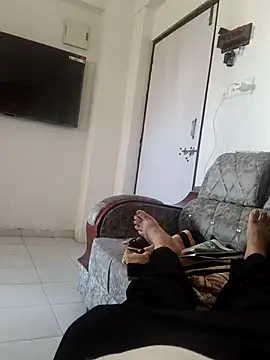 B S0051 online show from April 6, 4:20 am