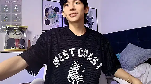 alexconsanii online show from April 13, 12:00 am