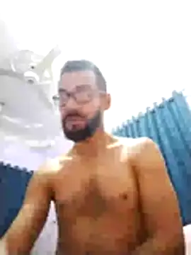 Alimohamed08 online show from April 12, 4:08 pm