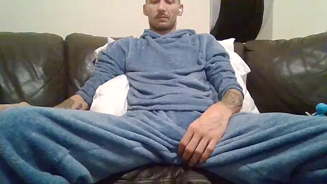 feetlovrr94 online show from May 18, 12:51 am