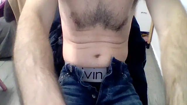 ACruoreX online show from April 13, 8:15 am