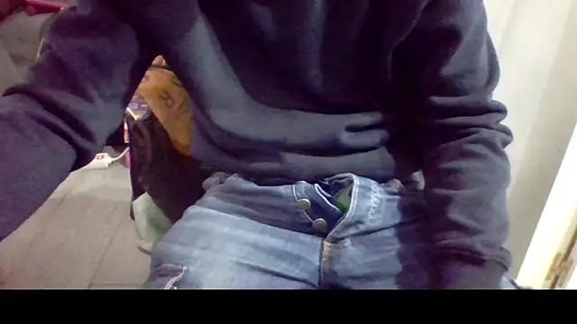 ACruoreX online show from April 7, 11:21 am