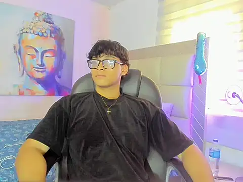 mathias oberlin online show from April 7, 7:36 pm