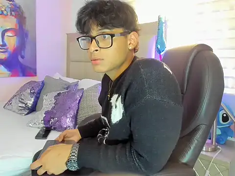 mathias oberlin online show from April 4, 7:44 pm