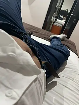 smarfive online show from April 11, 1:13 am