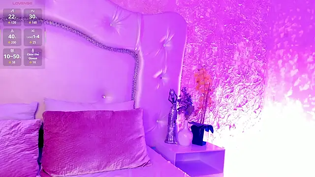 TylerCruz   online show from April 5, 5:26 am