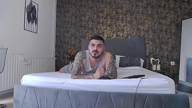 I amAhille online show from April 6, 12:28 pm