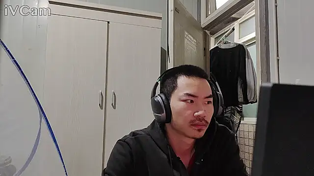 dyjdddttj online show from April 21, 12:33 pm