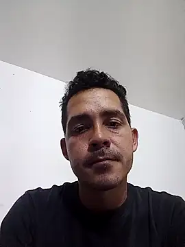 Gabriel leon33 online show from April 10, 7:37 am