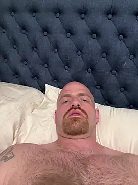 whitelioncody online show from June 18, 6:37 am