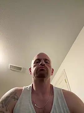 whitelioncody online show from June 5, 5:12 am