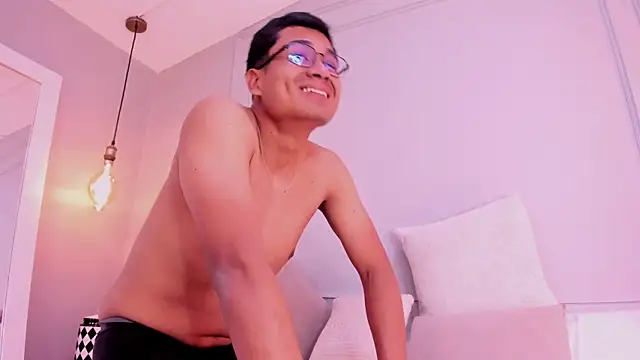 ThiagoVega  online show from March 26, 6:17 am