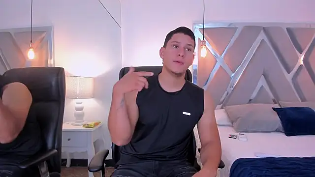 Chriss Diamond online show from March 31, 9:27 pm