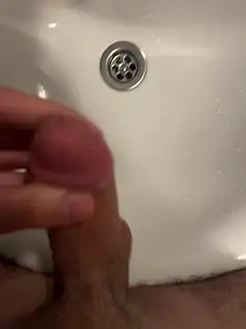 amineux online show from April 12, 9:44 am