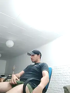 Switzerland32 online show from April 15, 8:20 pm