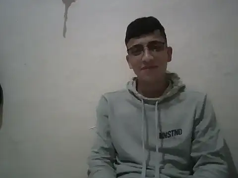 SoeCamacho online show from March 25, 3:43 am