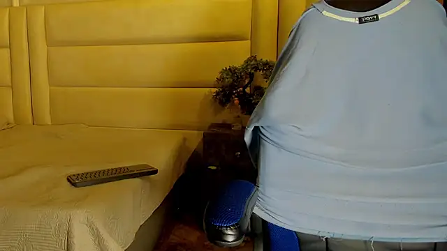 Dark lennox online show from April 15, 11:54 am