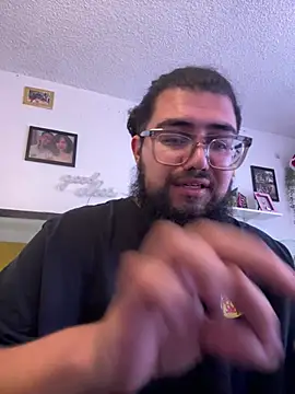 dpenguino online show from April 1, 5:10 pm