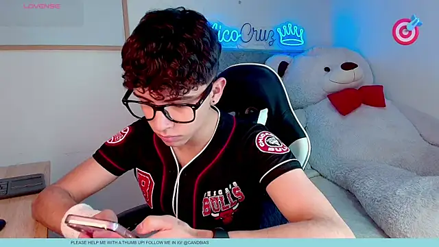 niico prince online show from April 13, 7:58 pm