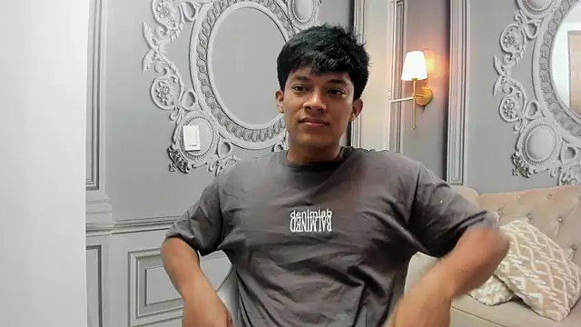 Andeuw   online show from April 16, 2:44 am