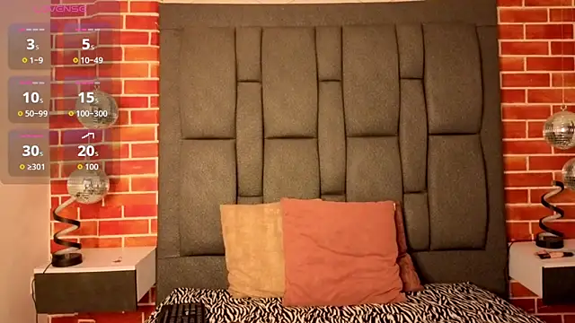 luxuryheavenn online show from March 30, 8:32 pm