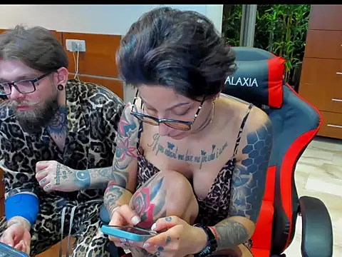 wildheartsx online show from March 28, 12:00 am