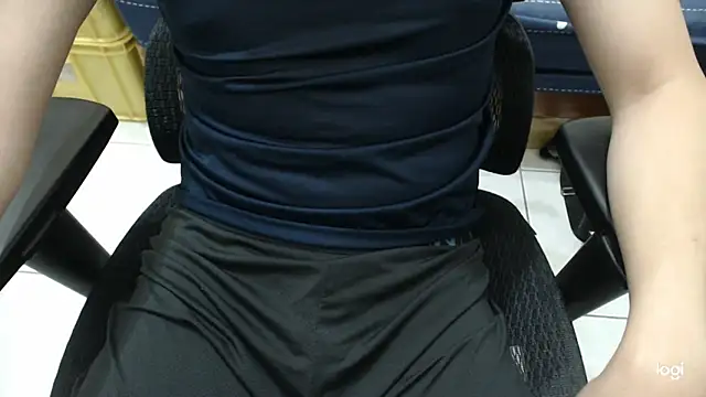 sk--007 online show from April 1, 1:24 pm