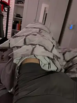 justin2787 online show from March 29, 9:04 pm