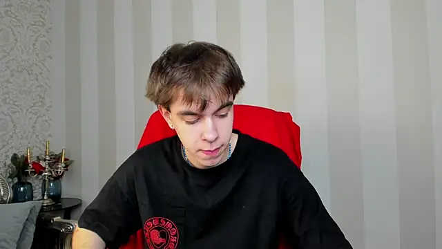 DaveBevy online show from April 19, 5:18 am