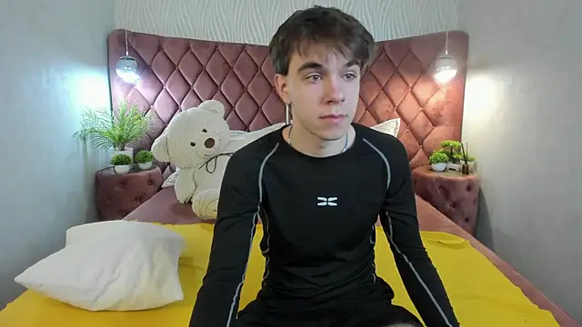 DaveBevy online show from April 9, 5:49 am