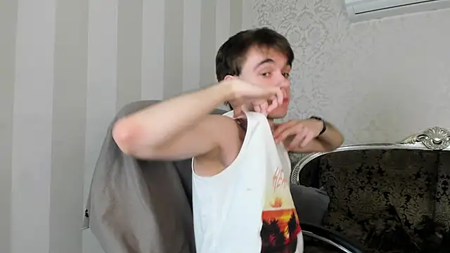 DaveBevy online show from April 11, 7:45 am