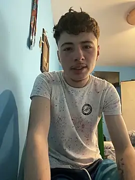 denysio69 online show from April 17, 6:38 am