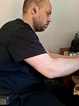 fettgail-0507 online show from April 20, 8:06 am