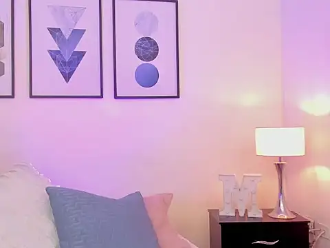 mykelcano online show from April 18, 7:58 pm