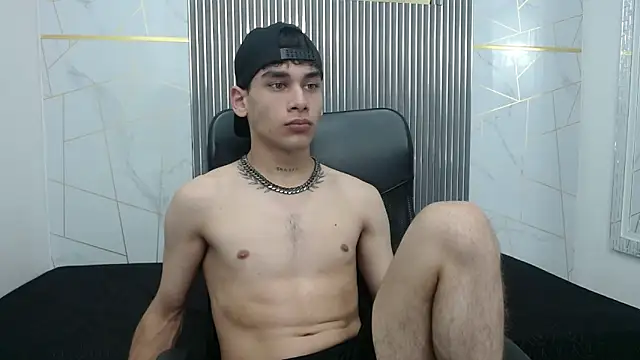 Kitsune 44 online show from April 16, 8:09 pm