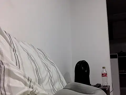 derek smiith online show from March 30, 10:05 am