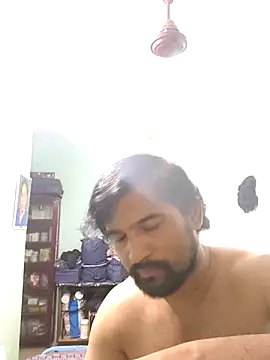 varun2184 online show from April 18, 5:58 pm